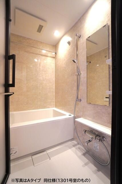 シーズンフラッツ浅草六丁目の浴室