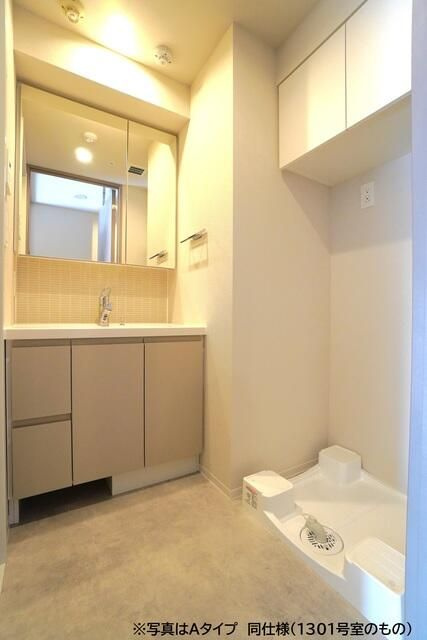 シーズンフラッツ浅草六丁目の洗面所