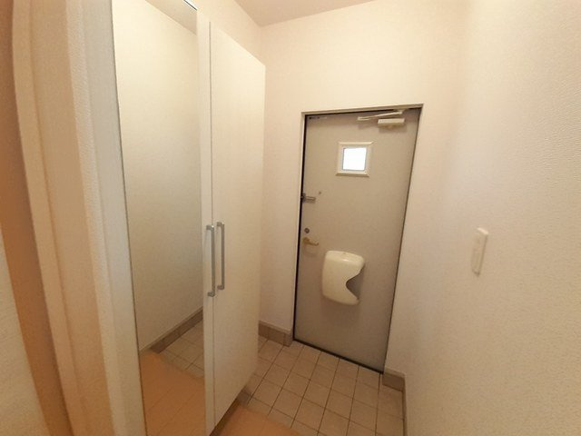 サンライト宗像ⅡＢの玄関|玄関です