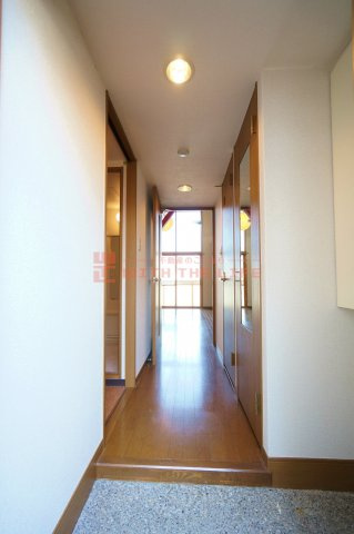 アビテ21【10,000円キャッシュバック対象物件】の玄関|きれいな玄関です