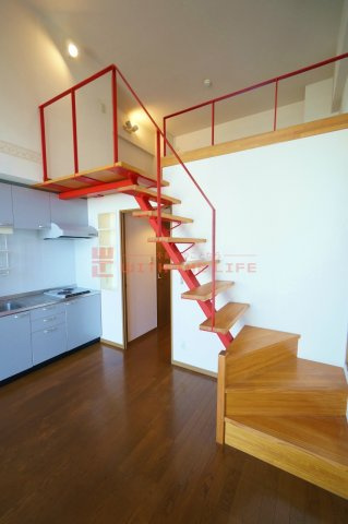 アビテ21【10,000円キャッシュバック対象物件】の洋室|コンパクトで使いやすい洋室です