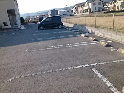 【駐車場】 | フォルトゥーナ　Ⅰ | 駐車場完備です