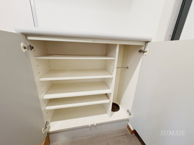 T’ s garden篠崎の収納|便利なシューズボックスです☆