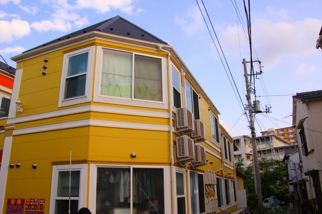 フェリスクローマの外観|一階でも日当たり良好です。