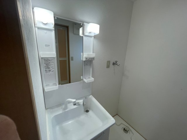 Fガーデン教育大前Ⅰの独立洗面台|独立洗面台あり、毎朝おしゃれに忙しい女性の方におすすめです