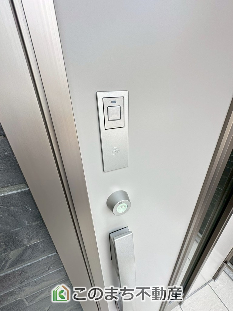 CRADLEGARDEN宇都宮市大塚町第3の設備|玄関のカギはワンタッチでダブルロックが可能なカードキーを採用しております☆
