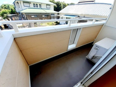 【バルコニー】 | メゾン若園Ａ | 落ち着いた時間を過ごせるバルコニーです