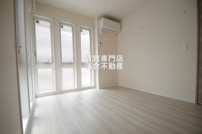 【寝室】 | Grand station宮上Ⅱ | 窓が沢山あり風通し良好◎