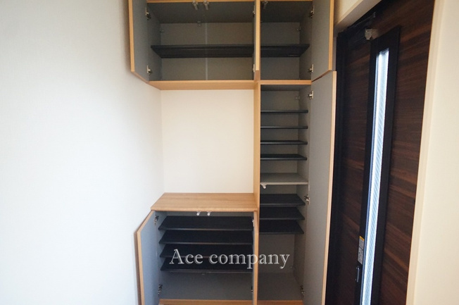 【収納】 | 東大阪市鴻池町1丁目　【1号棟/全2棟】 | 【シューズボックス内】