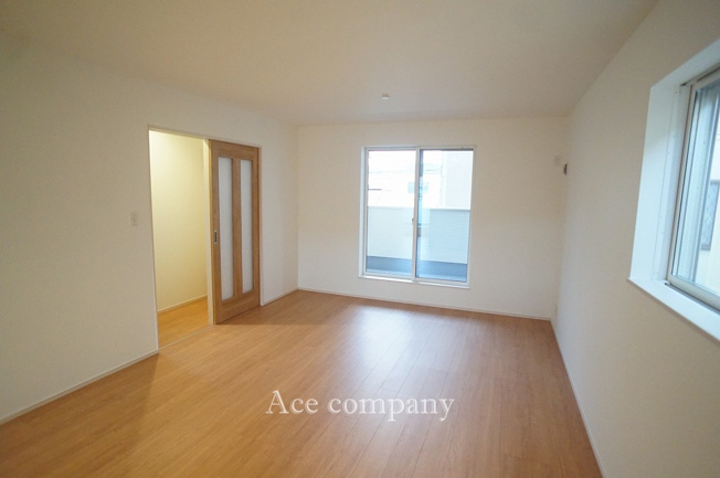 【居間・リビング】 | 東大阪市鴻池町1丁目　【2号棟/全2棟】 | 【LDK：ゆったり18帖♪】