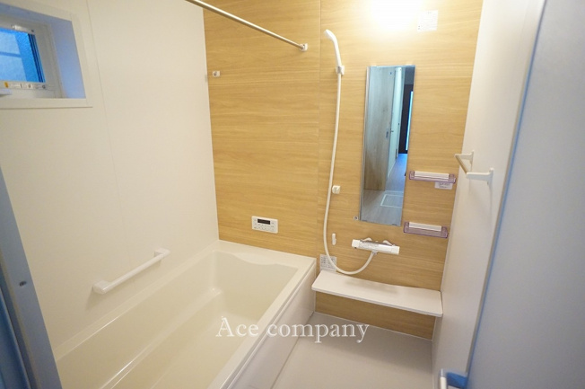 【浴室】 | 東大阪市鴻池町1丁目　【2号棟/全2棟】 | 1坪ユニットバス：オートバス・追炊機能・浴室乾燥機完備です☆