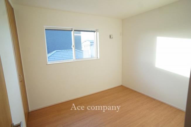 【内装】 | 東大阪市鴻池町1丁目　【2号棟/全2棟】 | 【3階：納戸5.2帖】