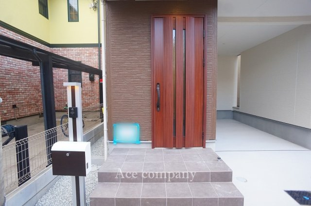 【玄関】 | 東大阪市鴻池町1丁目　【2号棟/全2棟】 | スマホアプリで解施錠可能なタグキー搭載の玄関扉☆