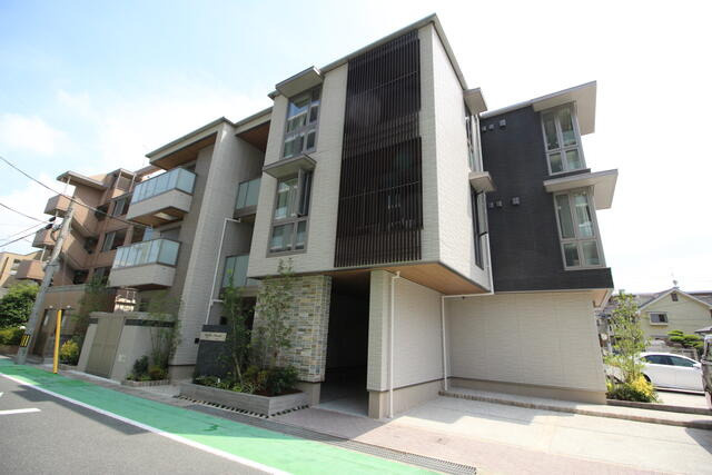 ラフィーネ室見