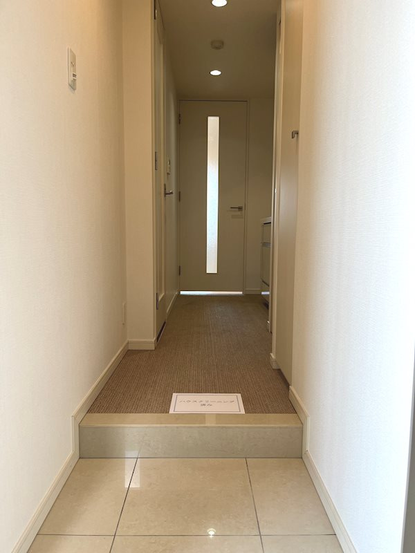 プレスタイル両国の玄関