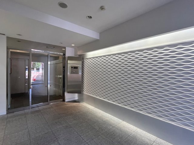 プレスタイル両国のエントランス