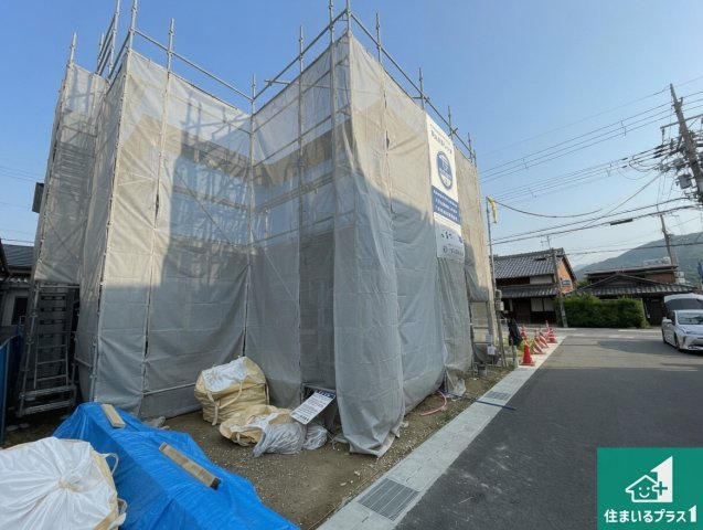 ★現地見学可能！★亀岡市篠町柏原町頭　限定1邸の前面道路含む現地写真|周辺は落ち着いた街並みの住宅地！子育てがしやすい住環境です！まだ未完成ですが、現地でしかわからない事もございます。是非一度ご覧ください。