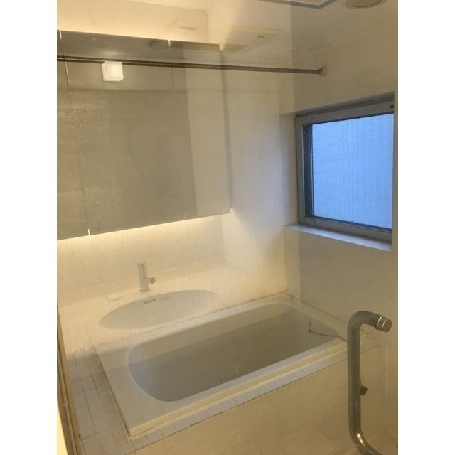 Ｇｒｉｄｉｅの浴室