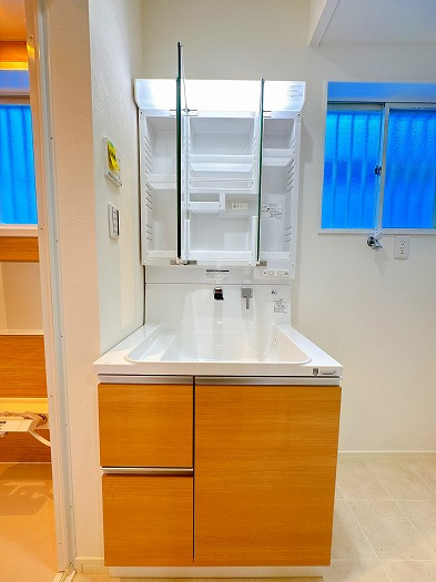 豊田市松平志賀町10-7の独立洗面台