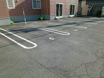 アレッサの駐車場|駐車場があるので、車を買う予定の方も安心です