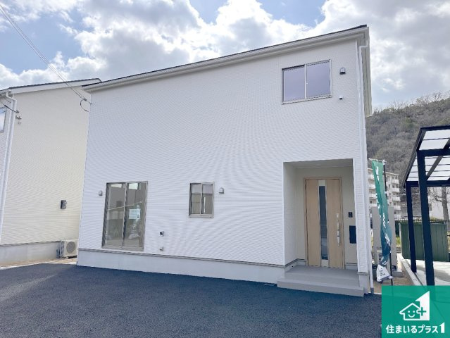 姫路市青山　第8-2期　新築一戸建ての外観|安心の10年保証！外観を美しく保ち、雨水で汚れを落とします！気になることがありましたら、お気軽にお問い合わせください！