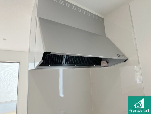 姫路市青山　第8-2期　新築一戸建ての設備|汚れにくいスロットフィルタでお手入れラクラク！ＬＥＤ照明付き！