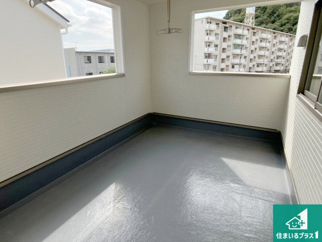 姫路市青山　第8-2期　新築一戸建てのバルコニー|ワイドバルコニーは洗濯物を干すスペースが広いのでご家族が多くても安心！