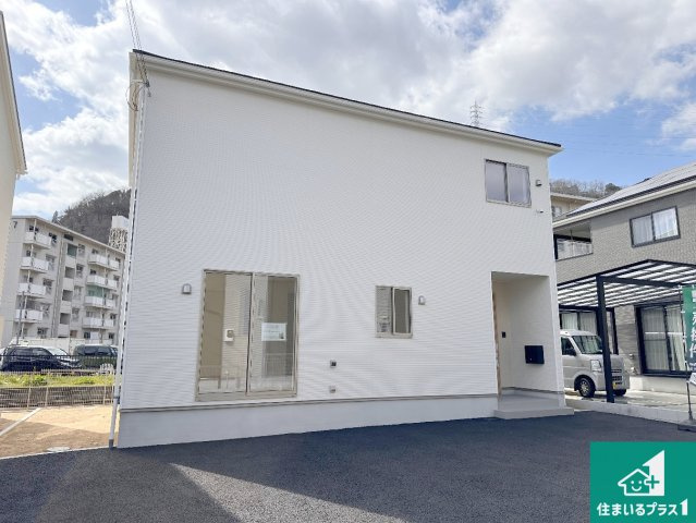 姫路市青山　第8-2期　新築一戸建ての外観|安心の10年保証！外観を美しく保ち、雨水で汚れを落とします！気になることがありましたら、お気軽にお問い合わせください！