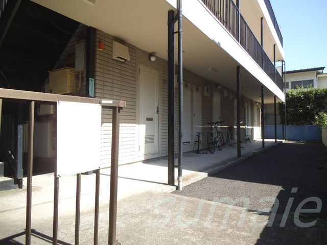 コトー西が丘のエントランス|エントランス側はこんな感じです！