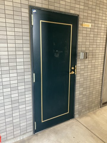 ソアレ住吉の玄関