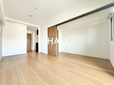 【居間・リビング】 | ルミエール大橋駅南