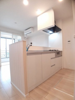 【キッチン】 | プリムローズⅡ | お料理しやすいキッチンです