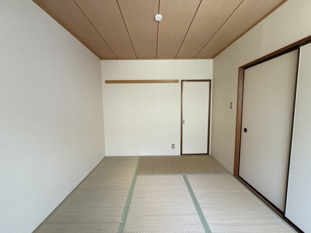セジュール北八代　A棟の寝室
