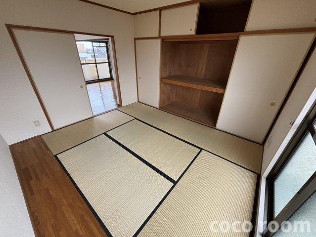 コーポハイブリッジの和室