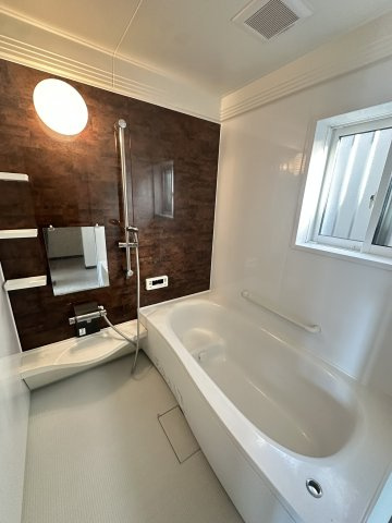 入野町戸建の浴室