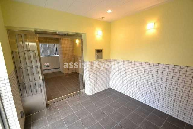 ブラン　ノワールのエントランス