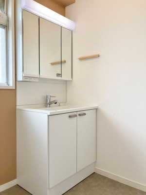 【独立洗面台】 | ヴィバーチェ大橋南