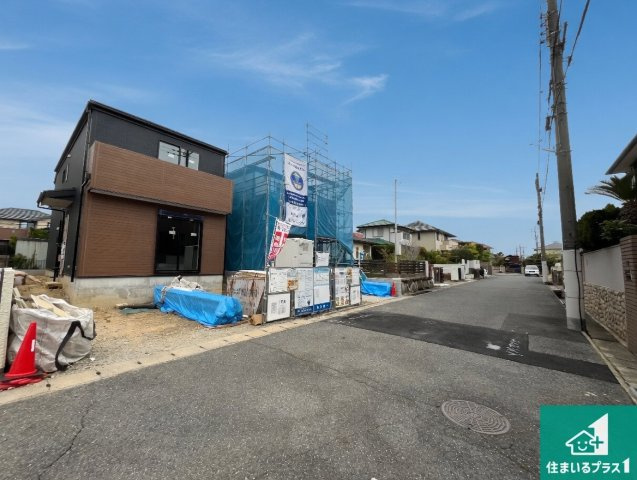 神戸市西区糀台　新築一戸建ての前面道路含む現地写真|周辺は落ち着いた街並みの住宅地！子育てがしやすい住環境です！まだ未完成ですが、現地でしかわからない事もございます。是非一度ご覧ください。