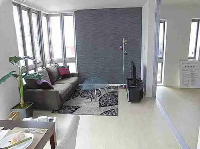 滋賀県栗東市1棟収益売りマンション「栗東駅徒歩7分」「シャーメゾン」の居間・リビング