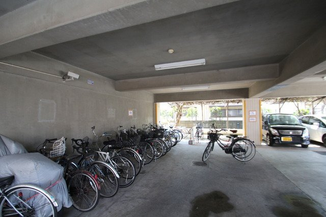 フェリーチェ相模の駐車場