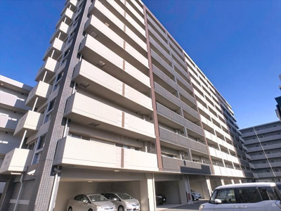 【外観】 | ロイヤルステージ吉塚 | 外観写真