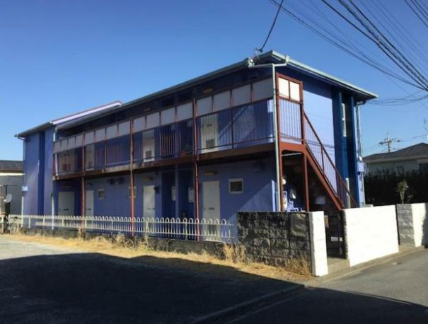 ロイヤルハイツの外観