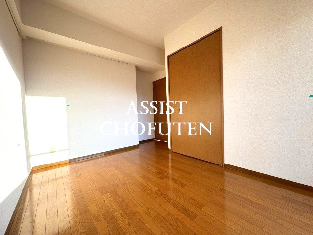 メルヴェーユ調布の洋室