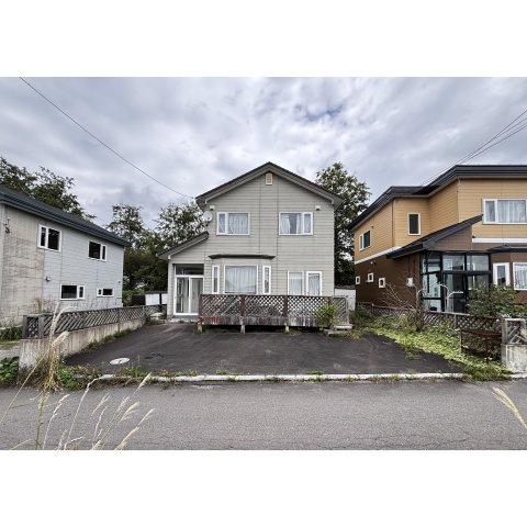 眺望を楽しめます。緑豊かな静寂の街…陣川町。陣川町中古住宅