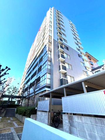 コスモシティ三宮東の外観