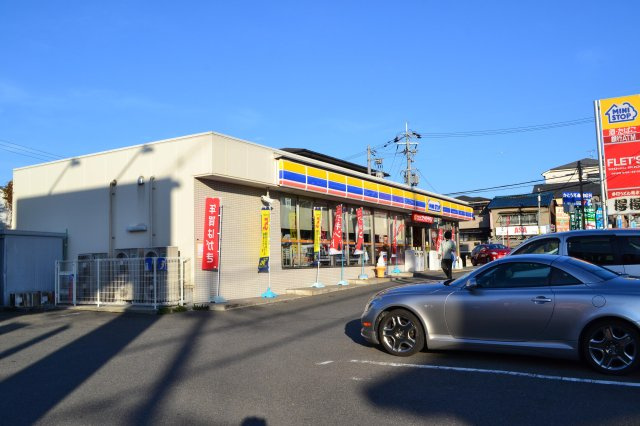 オリエントレジデンス末広町の周辺|近くのコンビニ