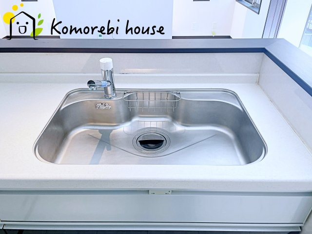 桶川市下日出谷西1丁目　中古一戸建てのキッチン|コンパクトなキッチンで掃除もラクラク