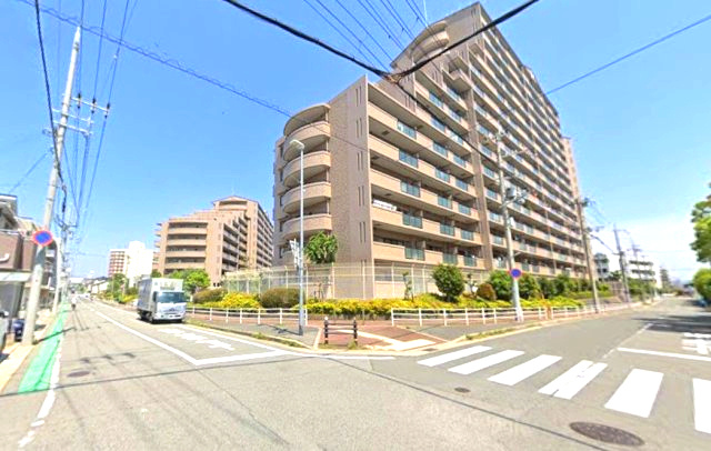 コート甲子園南3番館の外観