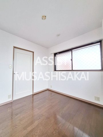 ベルメゾン楓の洋室