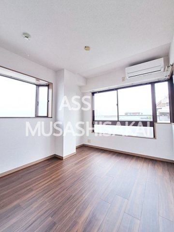 ベルメゾン楓の洋室